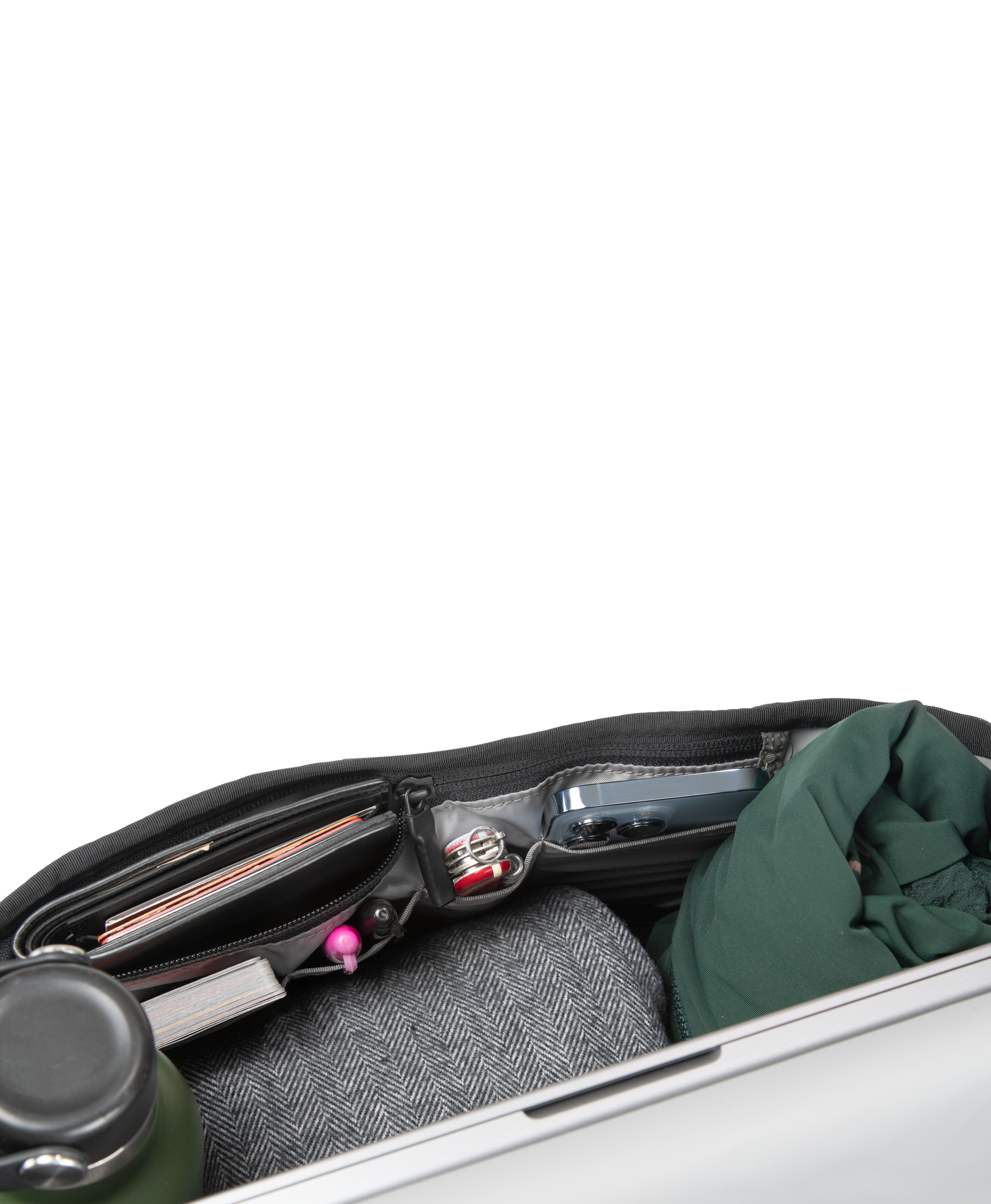 Flight Classic Messenger Bag - Image 7